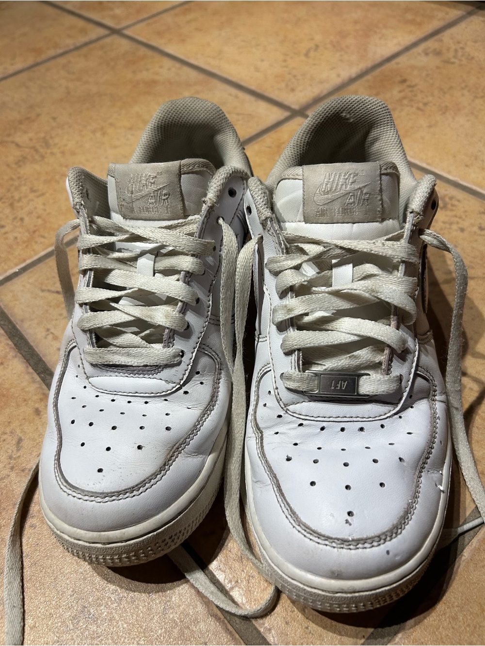 Nike Air Sneakers - Classic Lace-Up